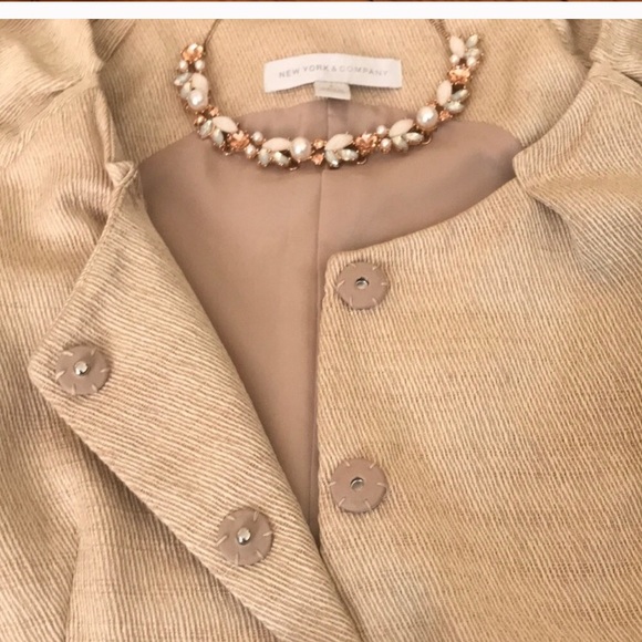 New York and Co. short sleeve blazer - Picture 4 of 4